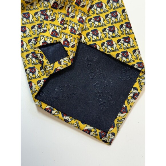 Vintage Giorgio Armani Yellow Elephant Print 100% Silk Handmade Neck Tie - Picture 7 of 8